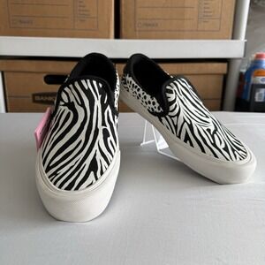 Straye Acid Drop Skate Shoes M 10 W 11.5 Low Top Slip On Punk Emo Skateboard